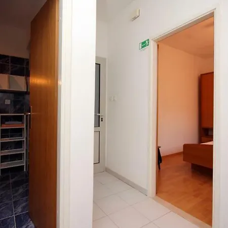 Brna 9159a Smokvica (Korcula)