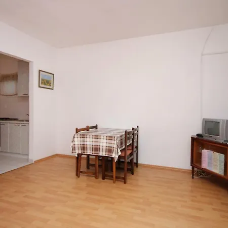 Brna 9159a Апартаменты